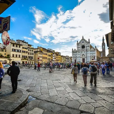 Historic Center Palace - Huge 4 Bedrooms Santa Croce - By Likehomeflorence 佛罗伦萨