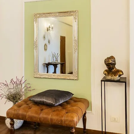 Historic Center Palace - Huge 4 Bedrooms Santa Croce - By Likehomeflorence 公寓 佛罗伦萨
