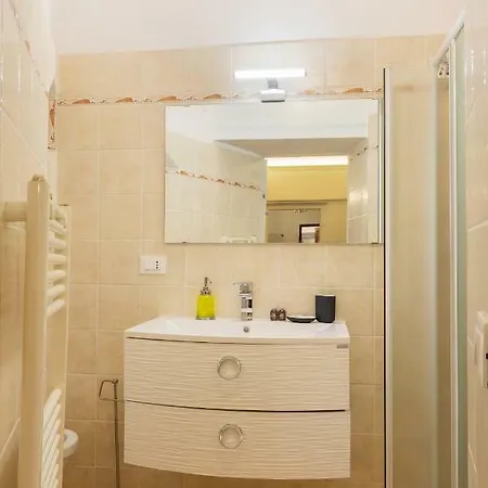 Historic Center Palace - Huge 4 Bedrooms Santa Croce - By Likehomeflorence * 佛罗伦萨