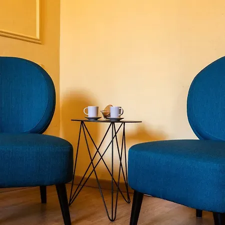 Apartment Historic Center Palace - Huge 4 Bedrooms Santa Croce - By Likehomeflorence