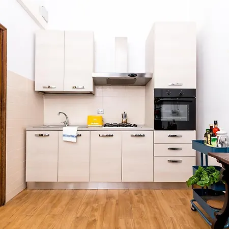 Historic Center Palace - Huge 4 Bedrooms Santa Croce - By Likehomeflorence * 佛罗伦萨